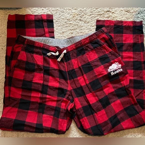Roots Buffalo Plaid pajama pants with pockets - Picture 4 of 4